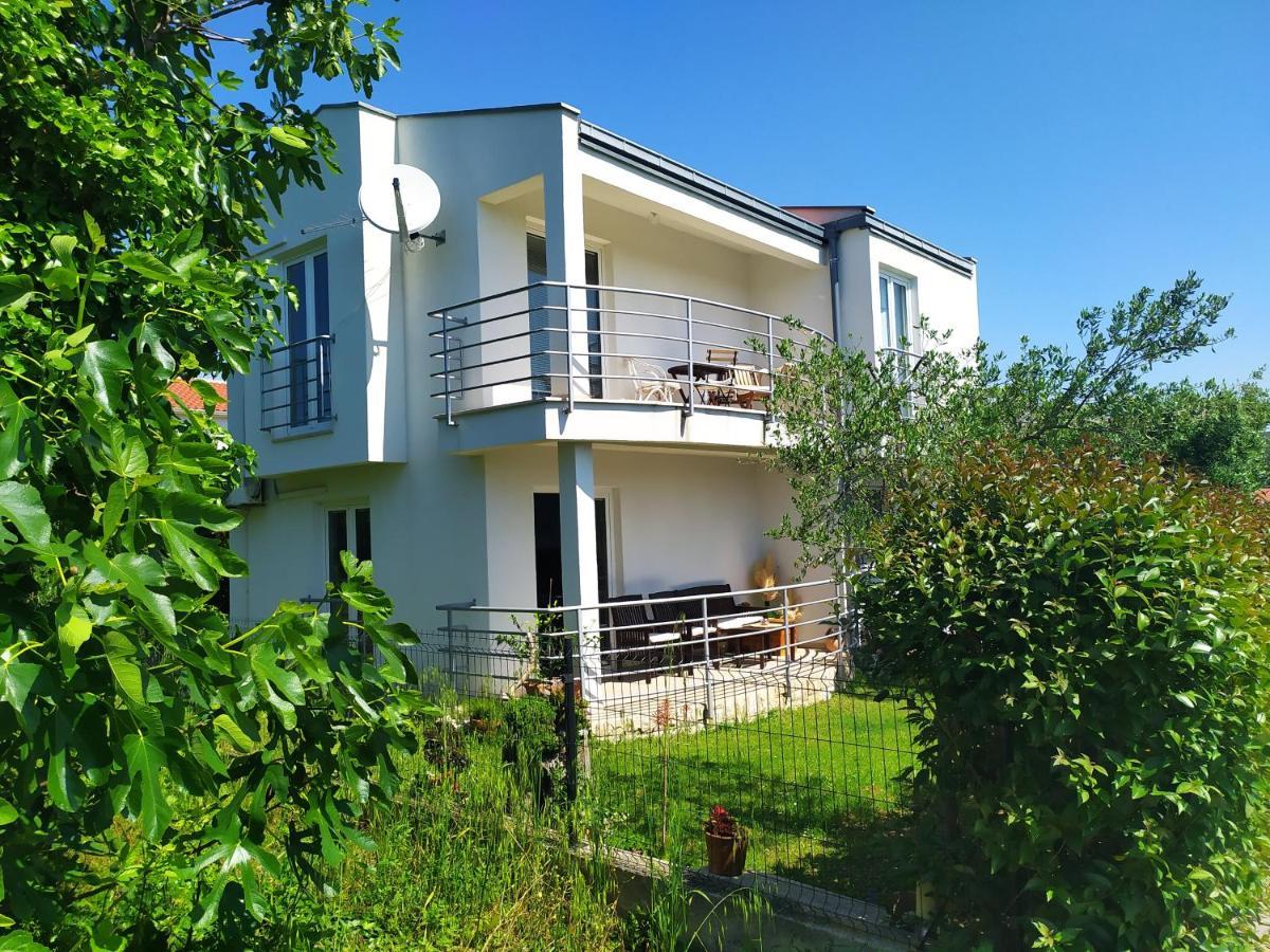 Dadic Apartments Бибинє Екстер'єр фото
